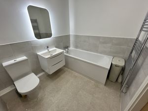 Photo 30- click for photo gallery